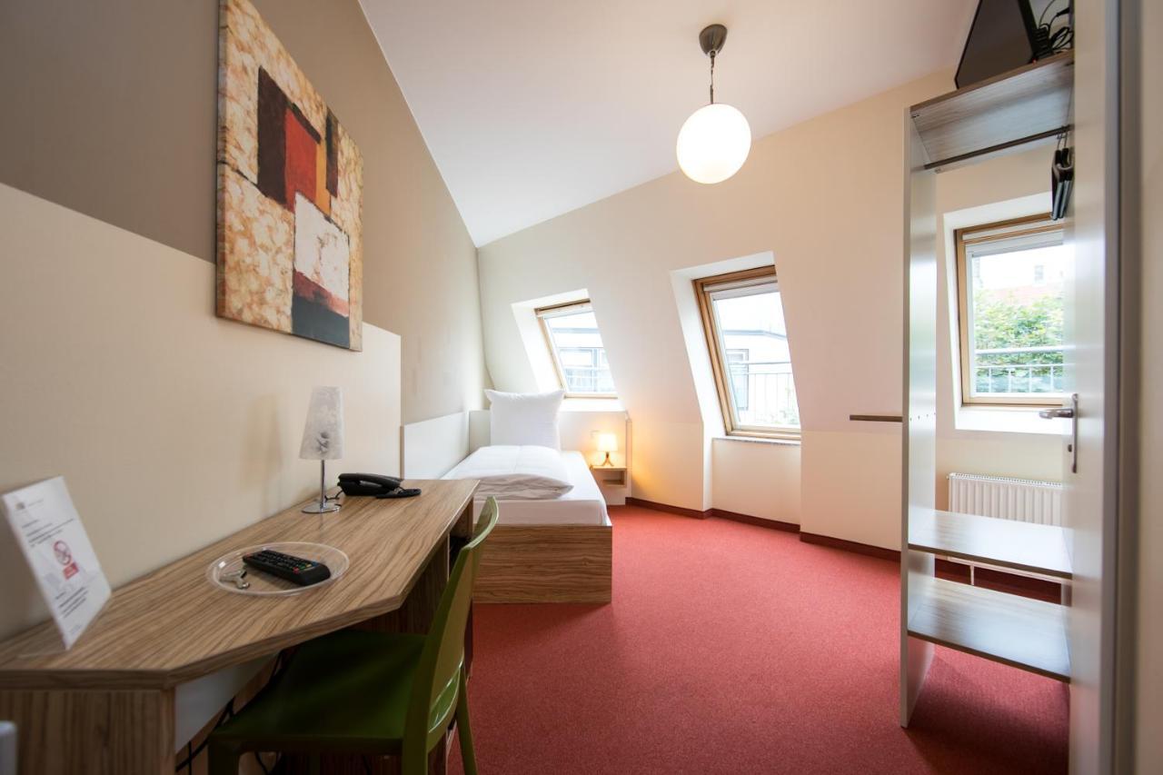 Nu Wave Hotel Berlin - Digital Check-In 2025 Екстериор снимка