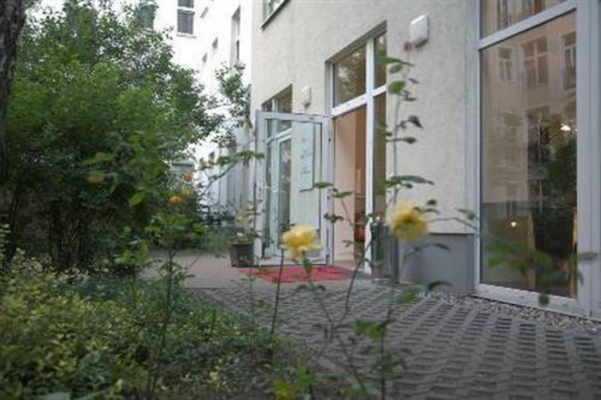 Nu Wave Hotel Berlin - Digital Check-In 2025 Екстериор снимка